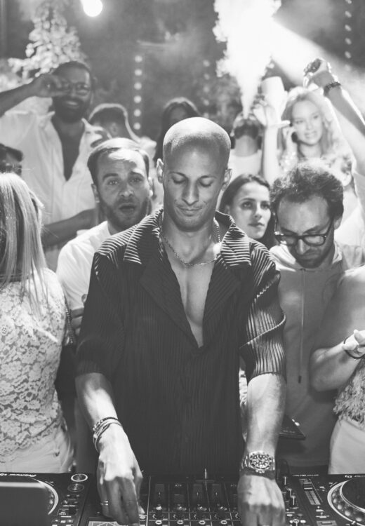 9379aaf6b2b2e7fe85a317aee427fa5ff1b5c86a