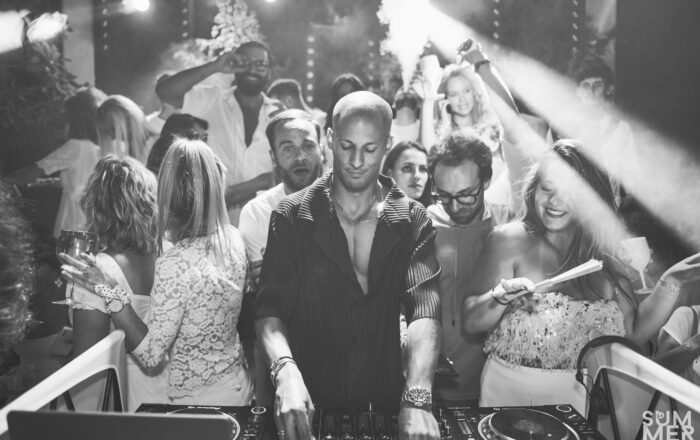 9379aaf6b2b2e7fe85a317aee427fa5ff1b5c86a